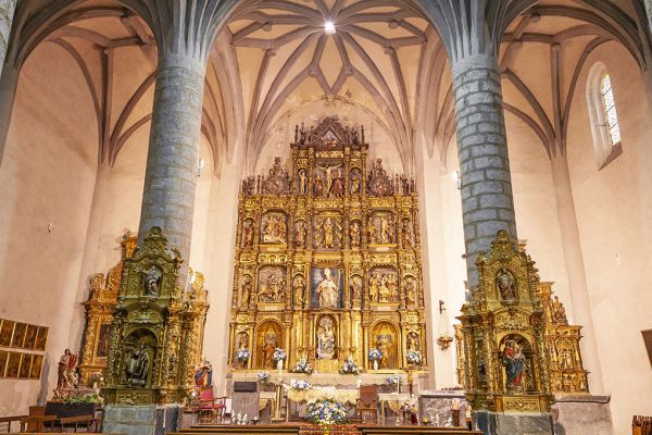 iglesia-san-marin-0241022F14-88BB-AB70-5170-5CC14A4DC8FA.jpg